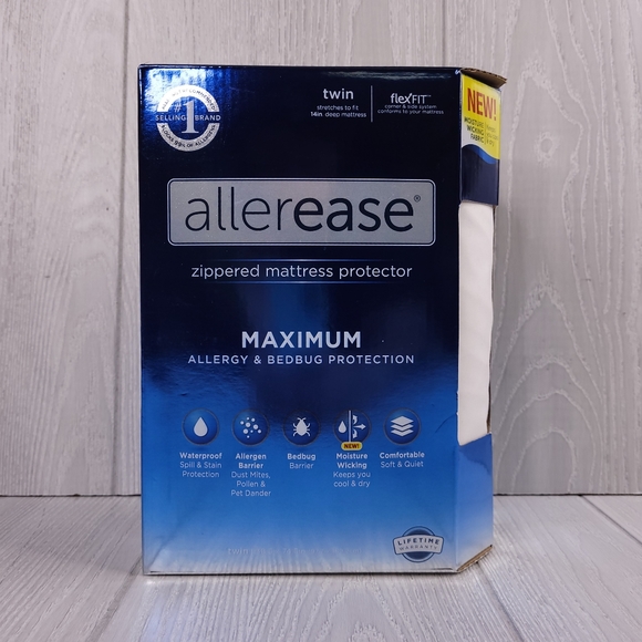 Allerease Maximum Mattress Protector White - Picture 7 of 8